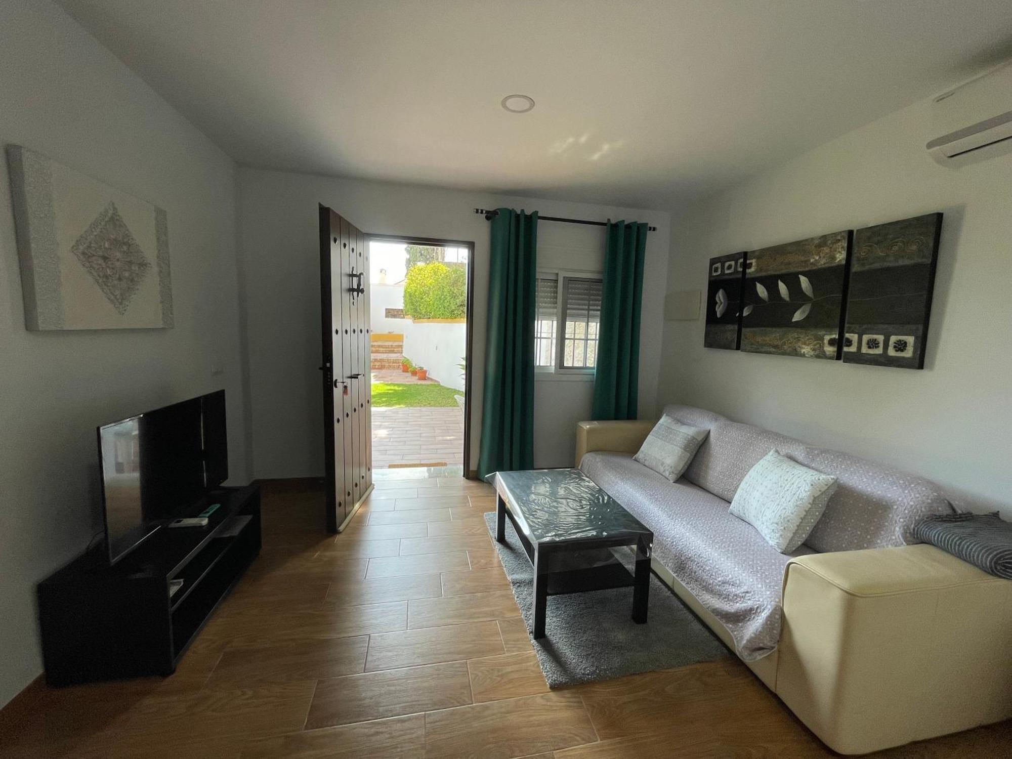Encantador Apartamento-Centrico-Con Amplio Jardin Торремолінос Екстер'єр фото